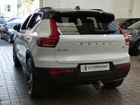 USED 2020 70 VOLVO XC40 1.5 T3 R-DESIGN PRO 5d 161 BHP SAT NAV PART LEATHER HEATED SEATS PARKING SENSORS 1 OWNER SERVICE HISTORY WARRANTY
