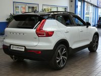 USED 2020 70 VOLVO XC40 1.5 T3 R-DESIGN PRO 5d 161 BHP SAT NAV PART LEATHER HEATED SEATS PARKING SENSORS 1 OWNER SERVICE HISTORY WARRANTY