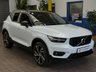 USED 2020 70 VOLVO XC40 1.5 T3 R-DESIGN PRO 5d 161 BHP SAT NAV PART LEATHER HEATED SEATS PARKING SENSORS 1 OWNER SERVICE HISTORY WARRANTY
