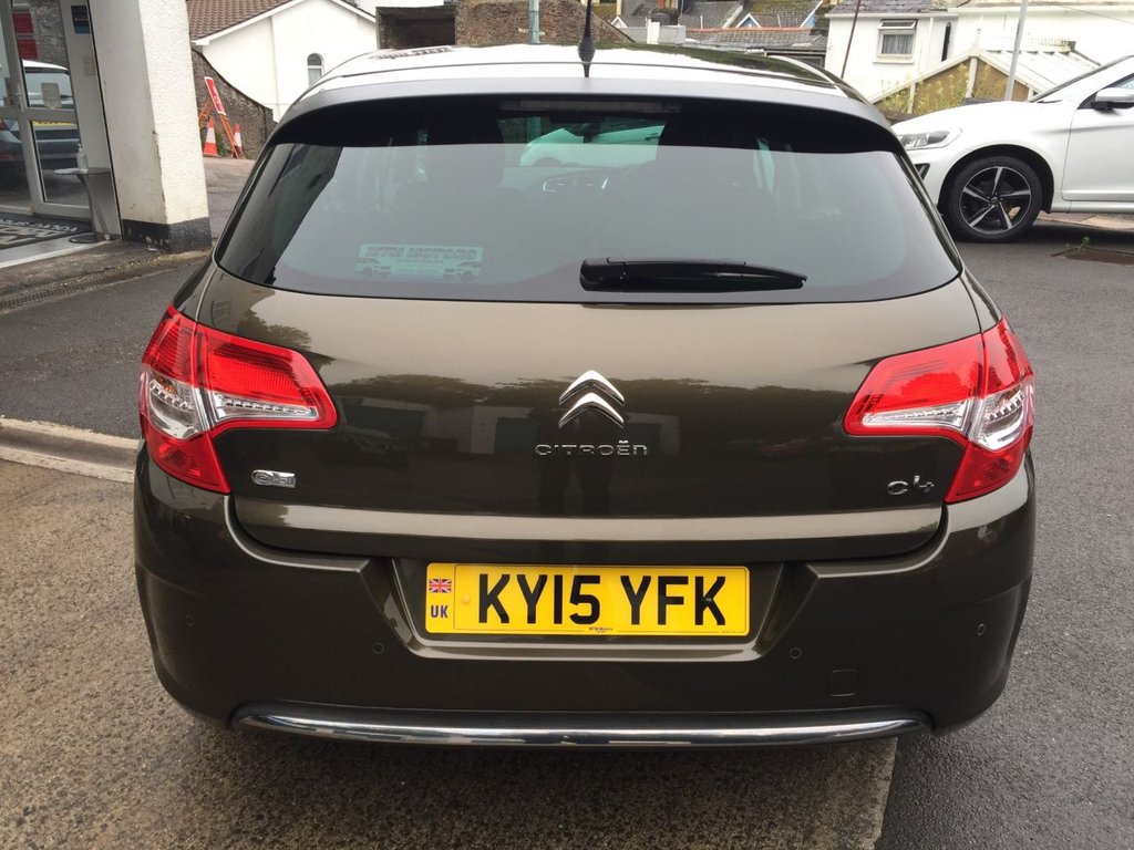 USED 2015 15 CITROEN C4 1.6 E-HDI VTR PLUS 5d 115 BHP LOW MILEAGE/ FULL SERVICE HISTORY