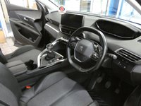 USED 2021 21 PEUGEOT 5008 1.5 BLUEHDI S/S ALLURE PREMIUM 5d 129 BHP 7 SEAT SAT NAV CRUISE PARKING SENSORS 1 OWNER SERVICE HISTORY WARRANTY