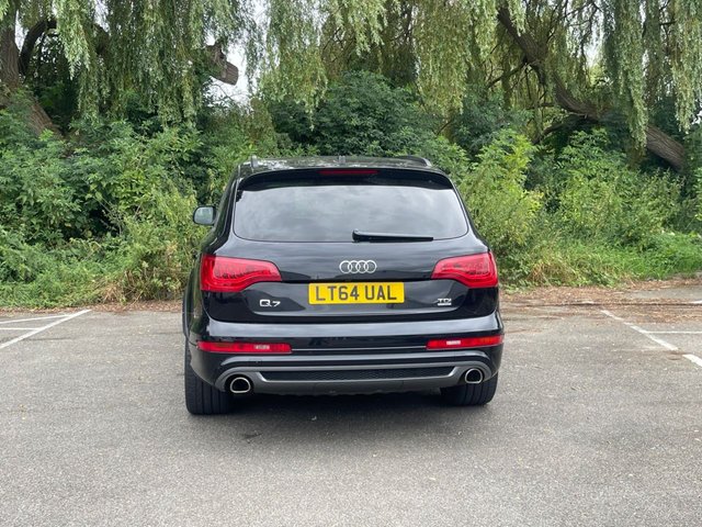 View our AUDI Q7