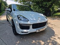 USED 2017 04 PORSCHE CAYENNE 3.6 V6 GTS TIPTRONIC 5d 440 BHP ZERO DEPOSIT FINANCE AVAILABLE