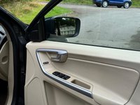 USED 2011 11 VOLVO XC60 2.4 D5 SE LUX AWD 5d 205 BHP 
