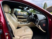 USED 2013 13 JAGUAR XF 2.2 D LUXURY 4d 200 BHP 