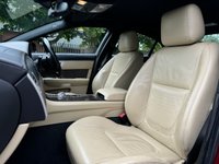 USED 2013 13 JAGUAR XF 2.2 D LUXURY 4d 200 BHP 