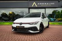 USED 2022 22 VOLKSWAGEN GOLF 2.0 TSI GTI Clubsport 45 DSG Euro 6 (s/s) 5dr Clubsport Steering Wheel