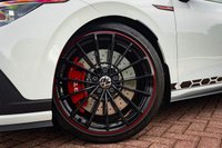 USED 2022 22 VOLKSWAGEN GOLF 2.0 TSI GTI Clubsport 45 DSG Euro 6 (s/s) 5dr Clubsport Steering Wheel