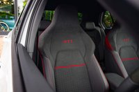 USED 2022 22 VOLKSWAGEN GOLF 2.0 TSI GTI Clubsport 45 DSG Euro 6 (s/s) 5dr Clubsport Steering Wheel