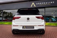 USED 2022 22 VOLKSWAGEN GOLF 2.0 TSI GTI Clubsport 45 DSG Euro 6 (s/s) 5dr Clubsport Steering Wheel