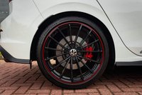 USED 2022 22 VOLKSWAGEN GOLF 2.0 TSI GTI Clubsport 45 DSG Euro 6 (s/s) 5dr Clubsport Steering Wheel