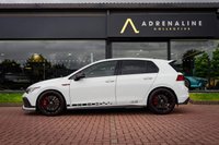 USED 2022 22 VOLKSWAGEN GOLF 2.0 TSI GTI Clubsport 45 DSG Euro 6 (s/s) 5dr Clubsport Steering Wheel