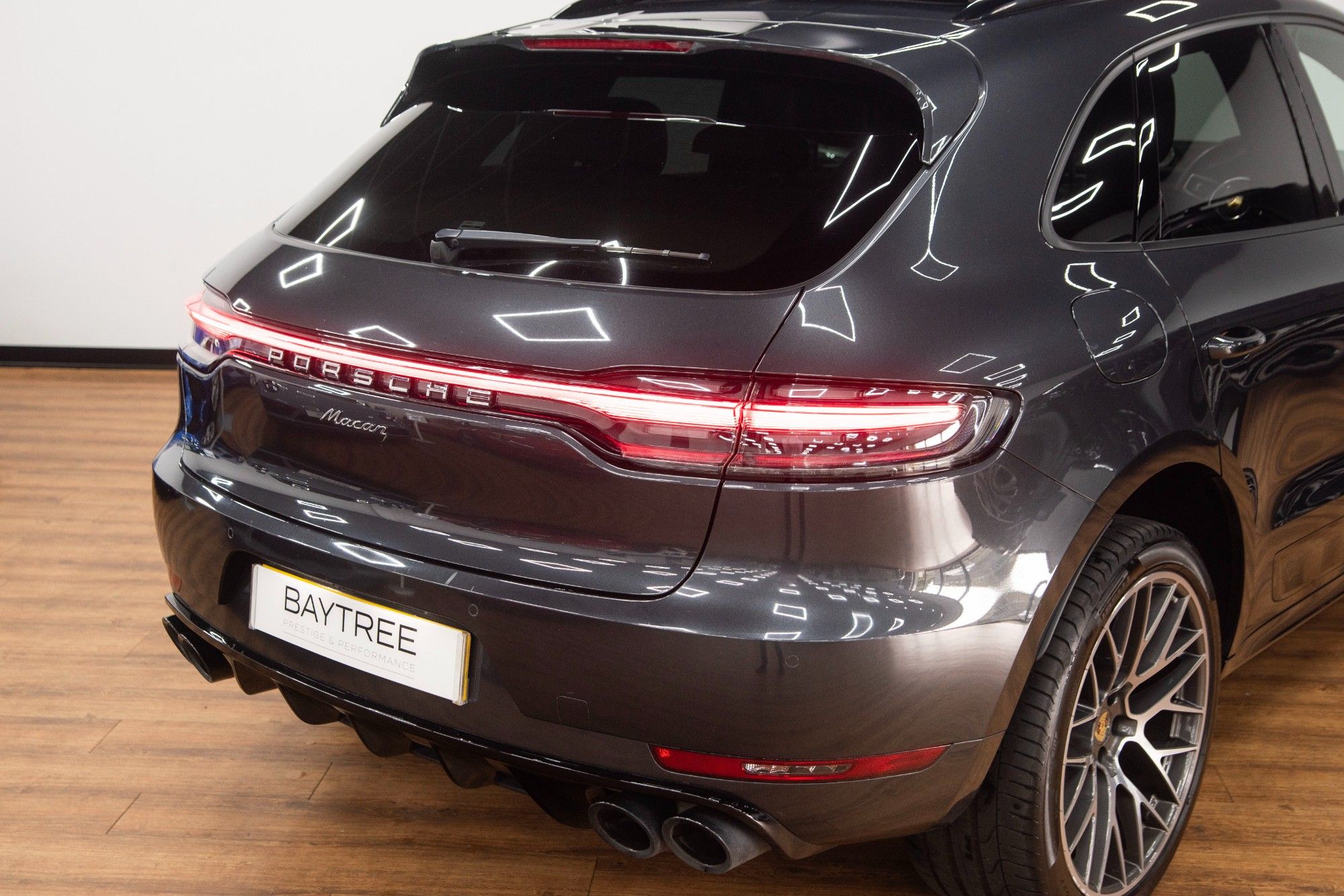 USED 2018 68 PORSCHE MACAN 2.0 PDK 