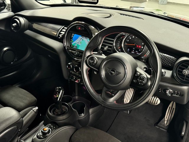 View our MINI HATCH COOPER