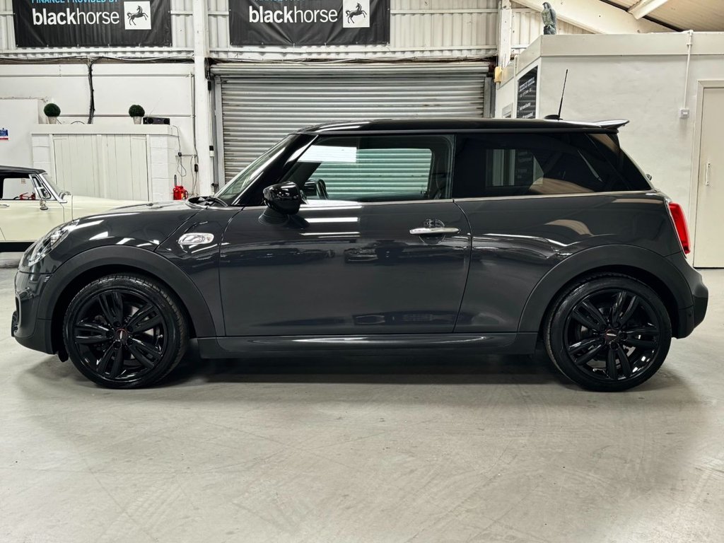 USED 2020 20 MINI HATCH COOPER 2.0 COOPER S SPORT 3d 190 BHP SAT NAV,+COMFORT+JCW PACKS