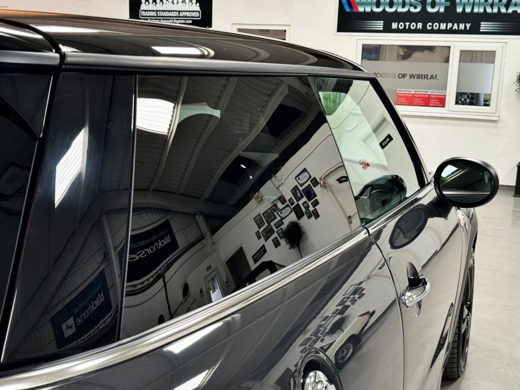 USED 2020 20 MINI HATCH COOPER 2.0 COOPER S SPORT 3d 190 BHP SAT NAV,+COMFORT+JCW PACKS