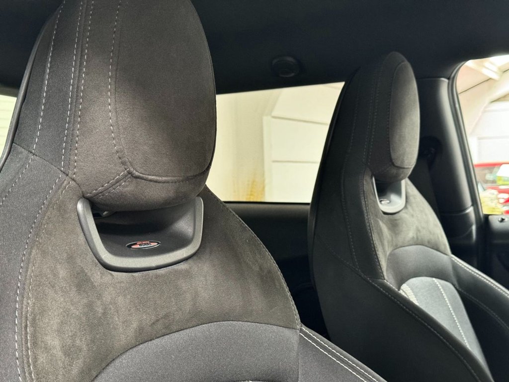 USED 2020 20 MINI HATCH COOPER 2.0 COOPER S SPORT 3d 190 BHP SAT NAV,+COMFORT+JCW PACKS