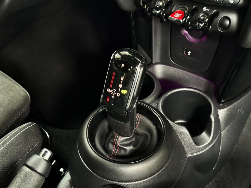 USED 2020 20 MINI HATCH COOPER 2.0 COOPER S SPORT 3d 190 BHP SAT NAV,+COMFORT+JCW PACKS