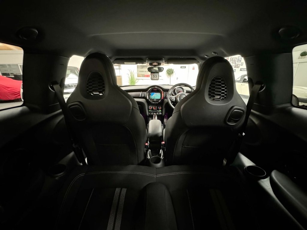 USED 2020 20 MINI HATCH COOPER 2.0 COOPER S SPORT 3d 190 BHP SAT NAV,+COMFORT+JCW PACKS