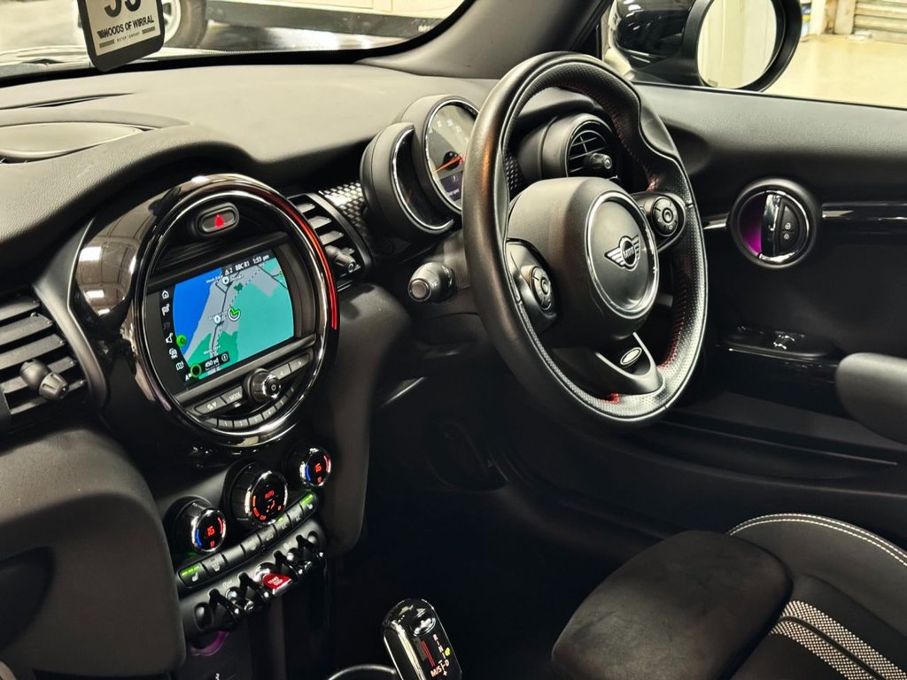 USED 2020 20 MINI HATCH COOPER 2.0 COOPER S SPORT 3d 190 BHP SAT NAV,+COMFORT+JCW PACKS