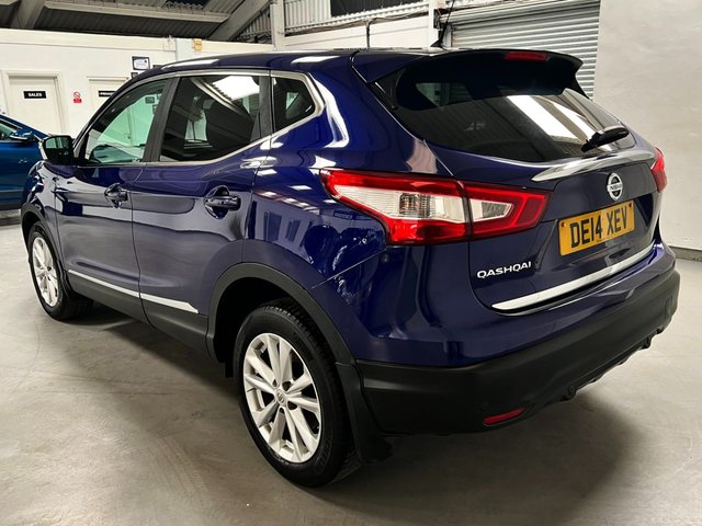 View our NISSAN QASHQAI