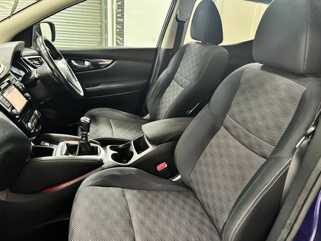 View our NISSAN QASHQAI