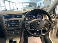 USED 2014 14 VOLKSWAGEN GOLF 1.6 SE TDI BLUEMOTION TECHNOLOGY 5d 103 BHP LOW RATE FINANCE AVAILABLE +  FREE12 MONTH RAC MEMBERSHIP + RAC PLATINUM WARRANTY INCLUDED