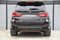 USED 2015 BMW X5 3.0 XDRIVE40D M SPORT 5d 309 BHP Full Service History | Individual Ruby Black | Electric Panoramic Sunroof | 360 Camera (Surround View) | Virtual Cokcpit | White Leather Seals | 7 Seater