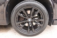 USED 2015 BMW X5 3.0 XDRIVE40D M SPORT 5d 309 BHP Full Service History | Individual Ruby Black | Electric Panoramic Sunroof | 360 Camera (Surround View) | Virtual Cokcpit | White Leather Seals | 7 Seater