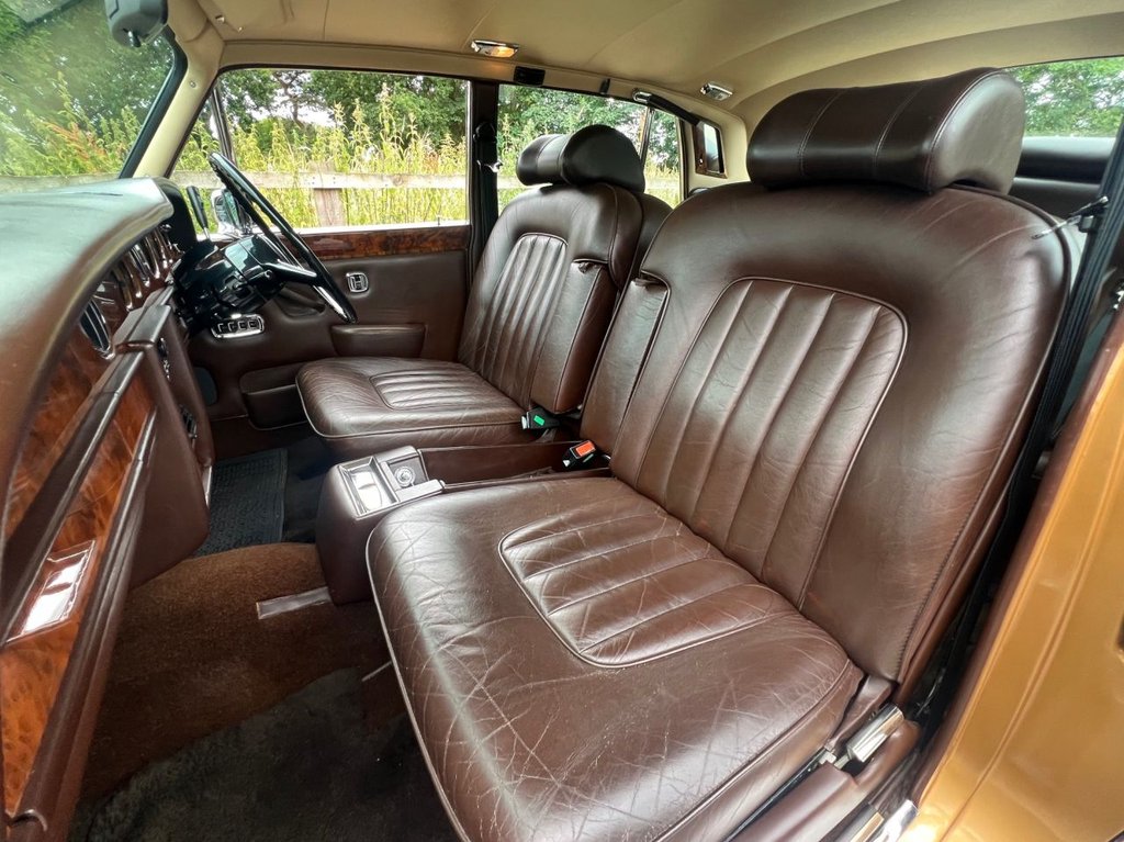USED 1980 ROLLS-ROYCE SILVER SHADOW II // 6800cc V8 // 4d // px swap 