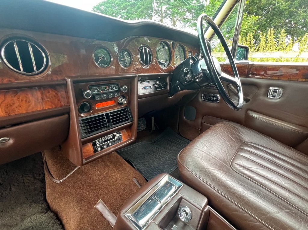 USED 1980 ROLLS-ROYCE SILVER SHADOW II // 6800cc V8 // 4d // px swap 