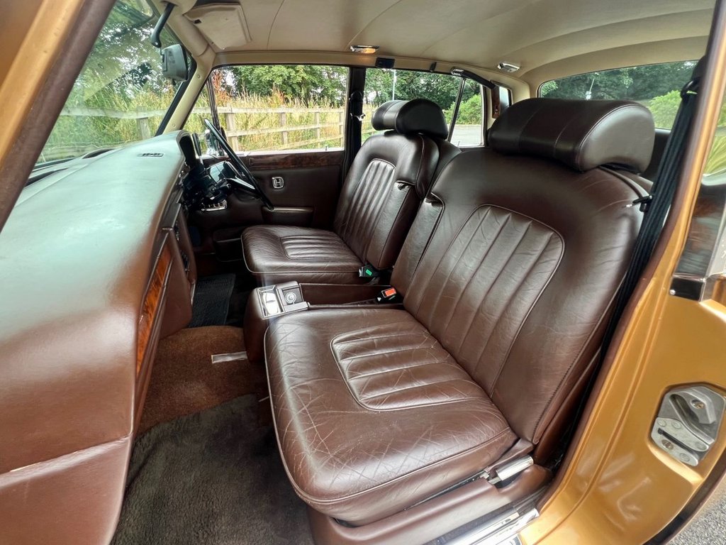 USED 1980 ROLLS-ROYCE SILVER SHADOW II // 6800cc V8 // 4d // px swap 