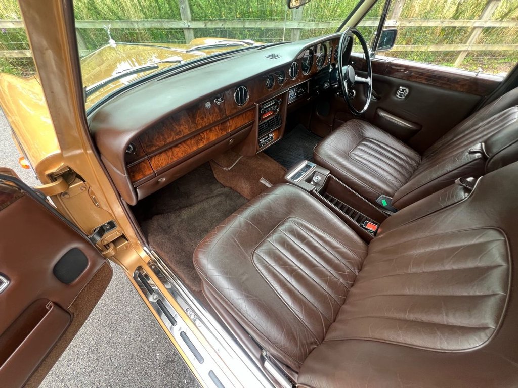 USED 1980 ROLLS-ROYCE SILVER SHADOW II // 6800cc V8 // 4d // px swap 