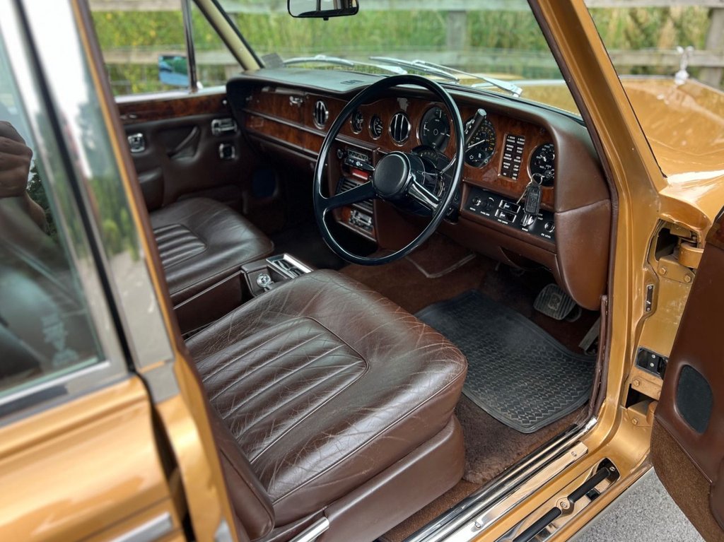 USED 1980 ROLLS-ROYCE SILVER SHADOW II // 6800cc V8 // 4d // px swap 