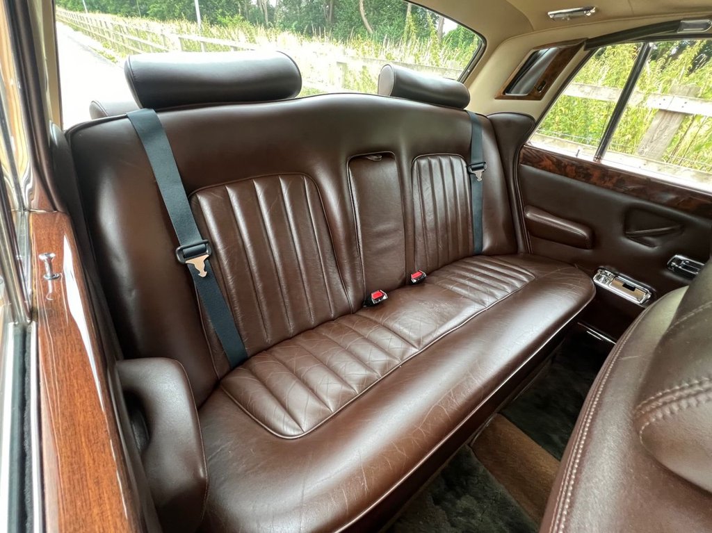 USED 1980 ROLLS-ROYCE SILVER SHADOW II // 6800cc V8 // 4d // px swap 