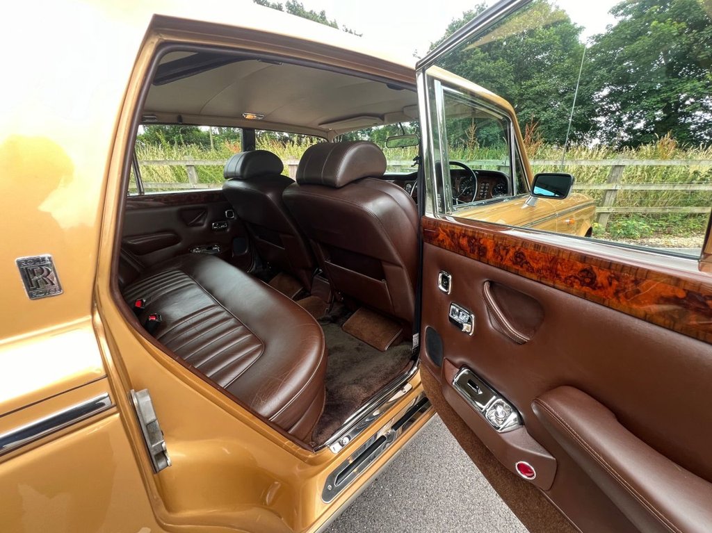 USED 1980 ROLLS-ROYCE SILVER SHADOW II // 6800cc V8 // 4d // px swap 