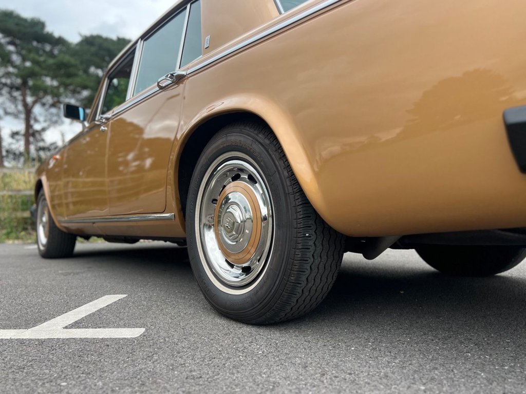 USED 1980 ROLLS-ROYCE SILVER SHADOW II // 6800cc V8 // 4d // px swap 