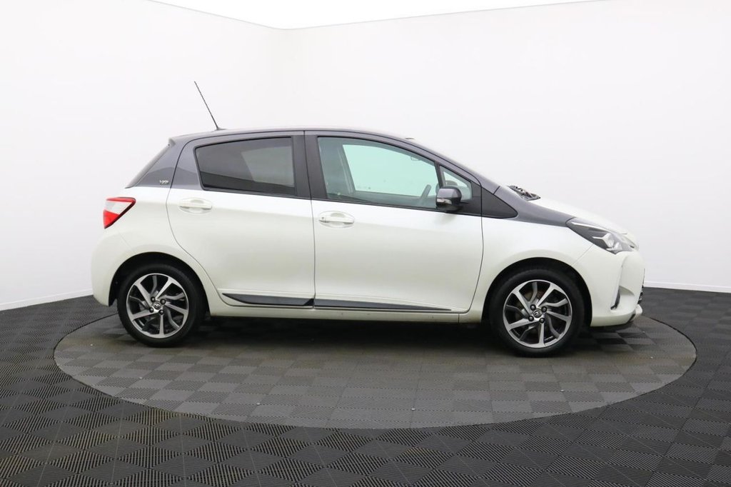 USED 2019 69 TOYOTA YARIS 1.5 VVT-I Y20 5d 110 BHP DAB Bluetooth