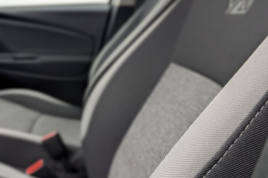 USED 2019 69 TOYOTA YARIS 1.5 VVT-I Y20 5d 110 BHP DAB Bluetooth