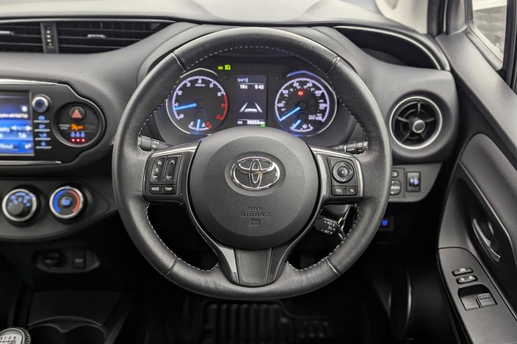 USED 2019 69 TOYOTA YARIS 1.5 VVT-I Y20 5d 110 BHP DAB Bluetooth