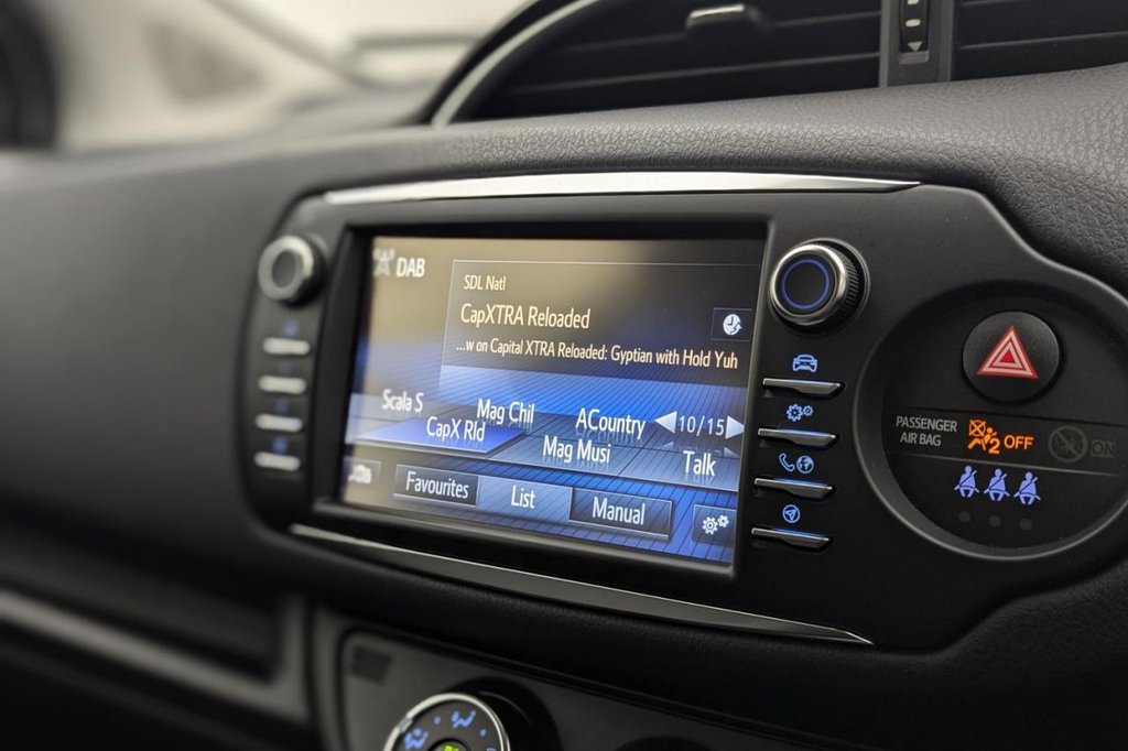 USED 2019 69 TOYOTA YARIS 1.5 VVT-I Y20 5d 110 BHP DAB Bluetooth