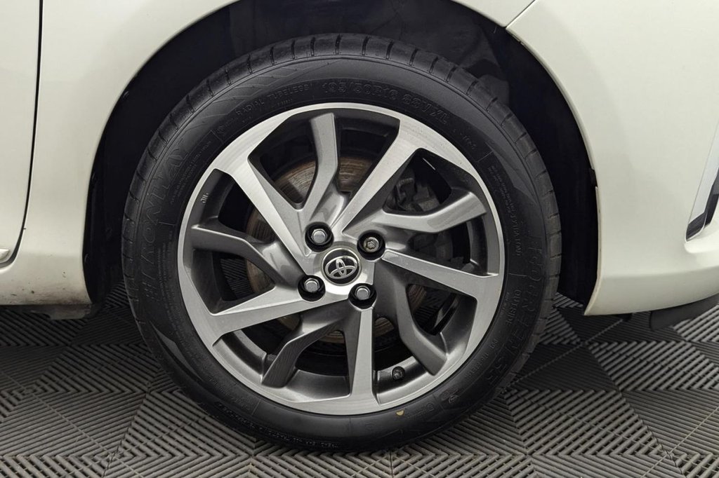 USED 2019 69 TOYOTA YARIS 1.5 VVT-I Y20 5d 110 BHP DAB Bluetooth