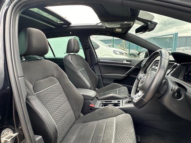 2017 Volkswagen Golf - Photo 3