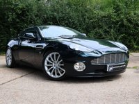 USED 2004 04 ASTON MARTIN VANQUISH 5.9 V12 2d 460 BHP FULL ASTON HISTORY, TWO TONE LEATHER, FASCIA COLOUR IN EXTERIOR COLOUR, PARK SENSORS, LINN 700 WATT AUDO, PENTLAND GREEN - STUNNING!!