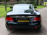 USED 2004 04 ASTON MARTIN VANQUISH 5.9 V12 2d 460 BHP FULL ASTON HISTORY, TWO TONE LEATHER, FASCIA COLOUR IN EXTERIOR COLOUR, PARK SENSORS, LINN 700 WATT AUDO, PENTLAND GREEN - STUNNING!!