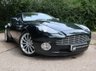 USED 2004 04 ASTON MARTIN VANQUISH 5.9 V12 2d 460 BHP FULL ASTON HISTORY, TWO TONE LEATHER, FASCIA COLOUR IN EXTERIOR COLOUR, PARK SENSORS, LINN 700 WATT AUDO, PENTLAND GREEN - STUNNING!!