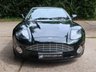 USED 2004 04 ASTON MARTIN VANQUISH 5.9 V12 2d 460 BHP FULL ASTON HISTORY, TWO TONE LEATHER, FASCIA COLOUR IN EXTERIOR COLOUR, PARK SENSORS, LINN 700 WATT AUDO, PENTLAND GREEN - STUNNING!!