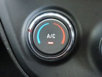 USED 2016 66 VAUXHALL VIVA 1.0 SE AC 5d 74 BHP www.suffolkcarcentre.co.uk - Located at Reydon