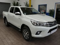 USED 2020 20 TOYOTA HI-LUX 2.4 INVINCIBLE 4WD D-4D DCB 147 BHP STUNNING EXAMPLE SAT NAV REAR CAMERA ANDROID APPLE CARPLAY REAR VIEW CAMERA 1 OWNER EXCELLENT SERVICE HISTORY TOYOTA WARRANTY TILL JULY 2030
