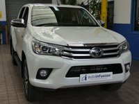 USED 2020 20 TOYOTA HI-LUX 2.4 INVINCIBLE 4WD D-4D DCB 147 BHP STUNNING EXAMPLE SAT NAV REAR CAMERA ANDROID APPLE CARPLAY REAR VIEW CAMERA 1 OWNER EXCELLENT SERVICE HISTORY TOYOTA WARRANTY TILL JULY 2030